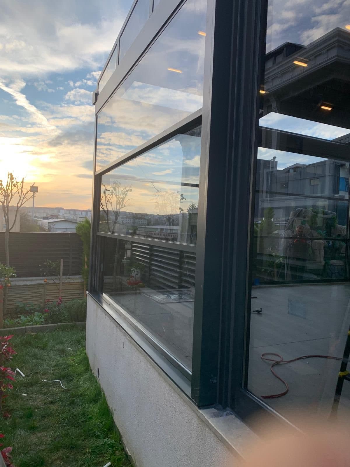 Giyotin Cam Balkon